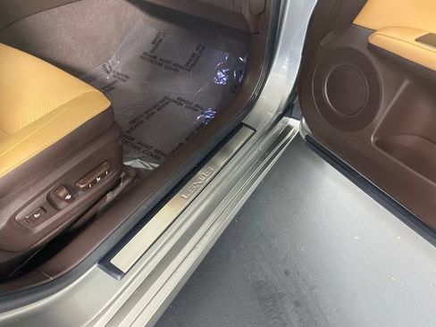 Used 2017 Lexus ES 350 FWD image 33