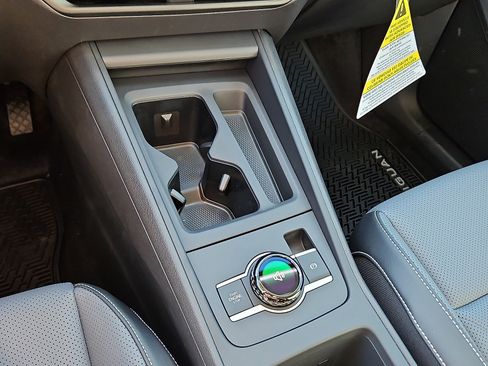 New 2026 Volkswagen Tiguan SE image 14