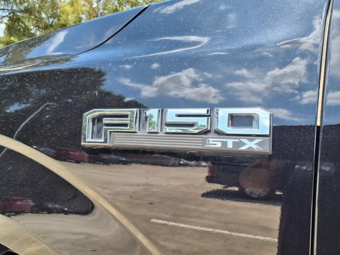 Used 2020 Ford F150 XL w/ Equipment Group 101A Mid AWD/4WD image 9