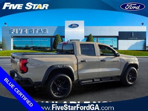 Used 2024 Chevrolet Colorado Trail Boss w/ Technology Package AWD/4WD image 8