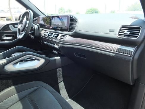 Used 2023 Mercedes-Benz GLE 53 AMG 4MATIC w/ Exterior Lighting Package image 26