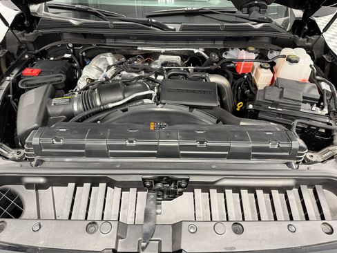 Used 2025 GMC Sierra 2500 AT4 w/ AT4 Premium Plus Package image 39