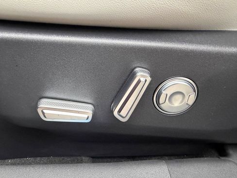 New 2026 Lincoln Nautilus Premier w/ Equipment Group 102A AWD/4WD image 15