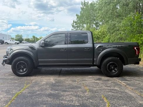 Used 2018 Ford F150 Raptor w/ Equipment Group 802A Luxury AWD/4WD image 7