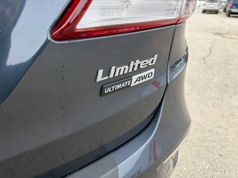 Used 2018 Hyundai Santa Fe Limited image 10