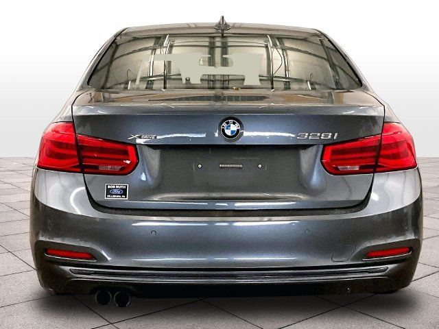Used 2016 BMW 328i xDrive Sedan AWD/4WD image 5