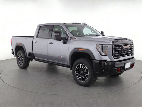 Used 2025 GMC Sierra 2500 AT4X AWD/4WD image 3