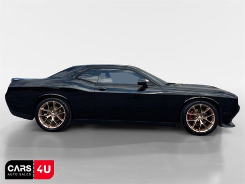 Used 2020 Dodge Challenger GT image 8