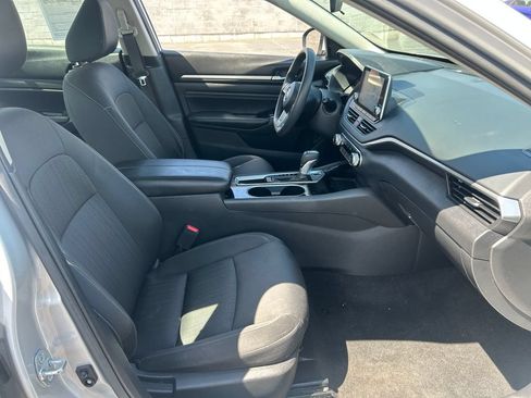Used 2021 Nissan Altima 2.5 SV FWD image 33