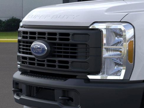 New 2023 Ford F350 XL image 17