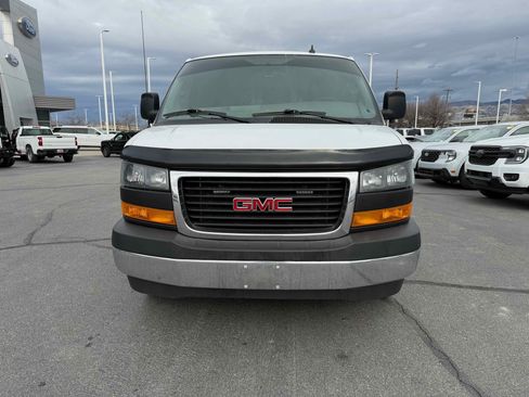 Used 2023 GMC Savana 2500 w/ Driver Convenience Package image 12