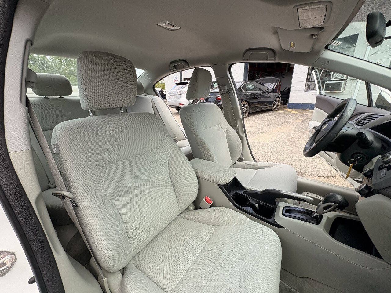 Used 2012 Honda Civic LX image 22