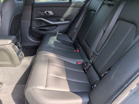 Used 2023 BMW 330i Sedan w/ Premium Package RWD image 38