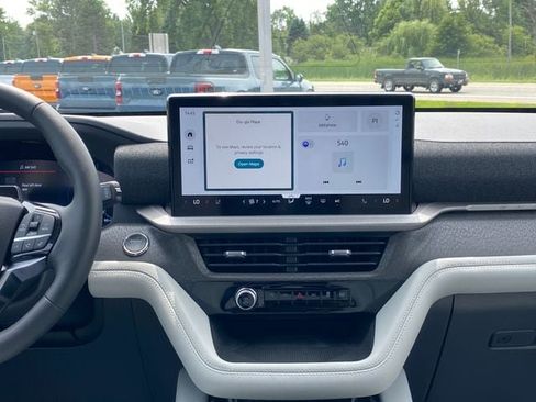 New 2026 Ford Explorer Platinum w/ LUX Leather Package AWD/4WD image 25