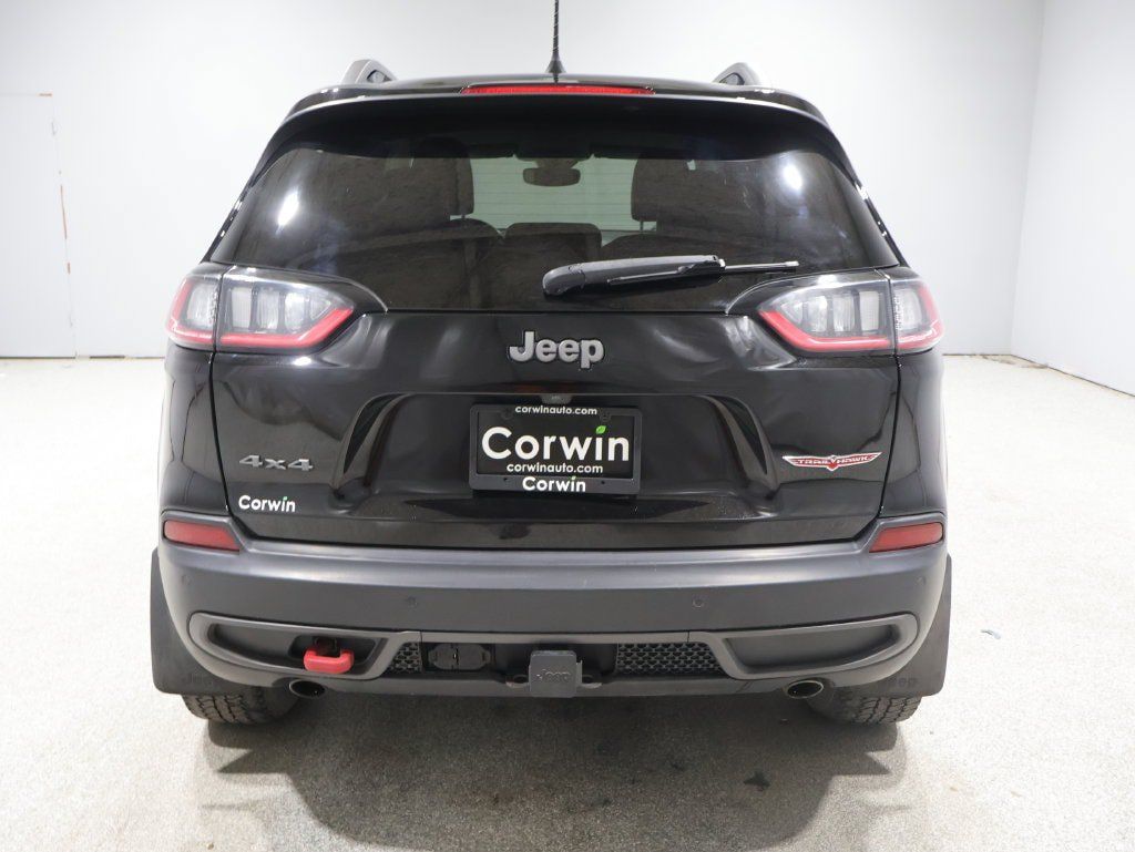 Used 2021 Jeep Cherokee Trailhawk w/ Comfort/Convenience Group AWD/4WD image 3