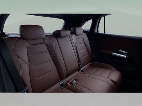 Used 2023 Mercedes-Benz GLA 250 image 43