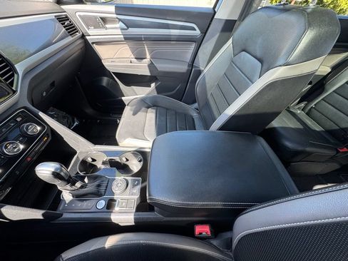 Used 2023 Volkswagen Atlas SEL Premium AWD/4WD image 24
