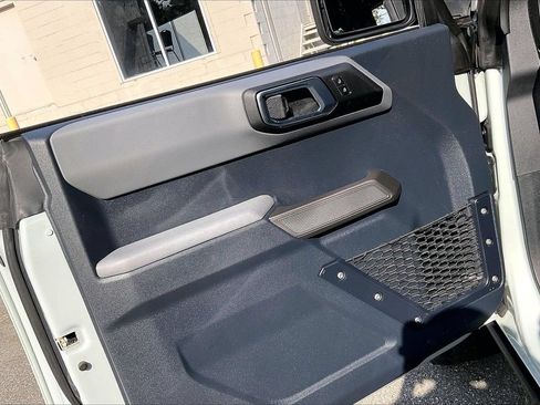 Used 2023 Ford Bronco Black Diamond AWD/4WD image 26