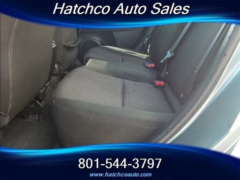 Used 2013 MAZDA MAZDA3 i Sport image 24