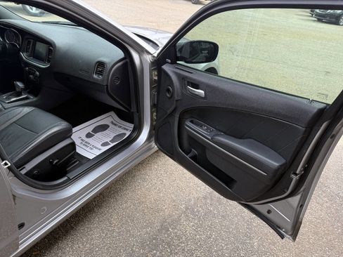 Used 2015 Dodge Charger SXT w/ AWD Plus Group image 14