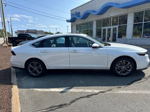 Used 2024 Honda Accord EX-L image 5