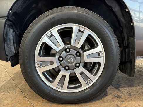 Used 2012 Toyota Tundra 2WD Double Cab w/ Tow Pkg image 10