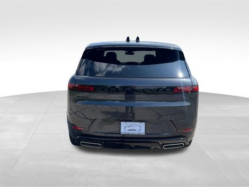 New 2026 Land Rover Range Rover Sport Dynamic SE AWD/4WD image 4