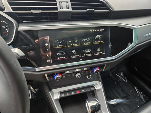 Used 2025 Audi Q3 2.0T Premium AWD/4WD image 26
