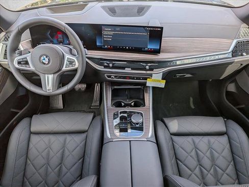 New 2026 BMW X5 xDrive40i w/ M Sport Package AWD/4WD image 15