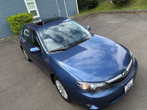 Used 2011 Subaru Impreza 2.5i Premium w/ PWR Moonroof Value Pkg AWD/4WD image 8