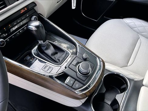Used 2021 MAZDA CX-9 Signature image 16