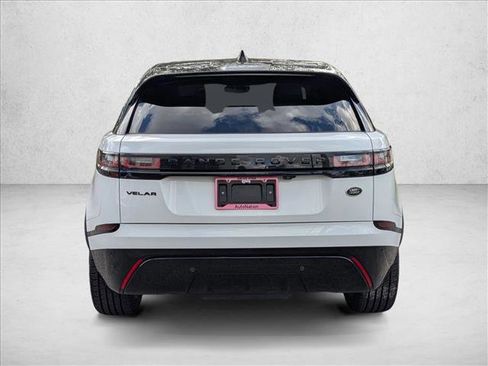 Used 2022 Land Rover Range Rover Velar R-Dynamic S image 6