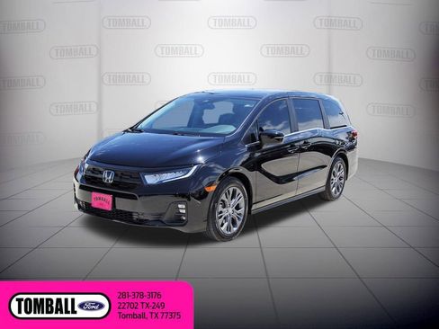 Used 2025 Honda Odyssey Touring image 3