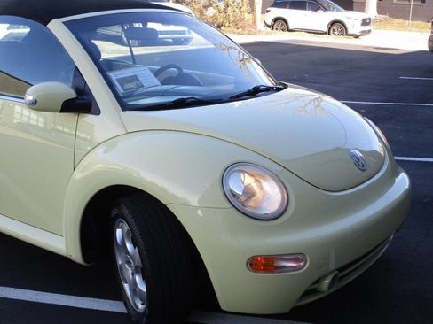 Used 2003 Volkswagen Beetle GLS image 32