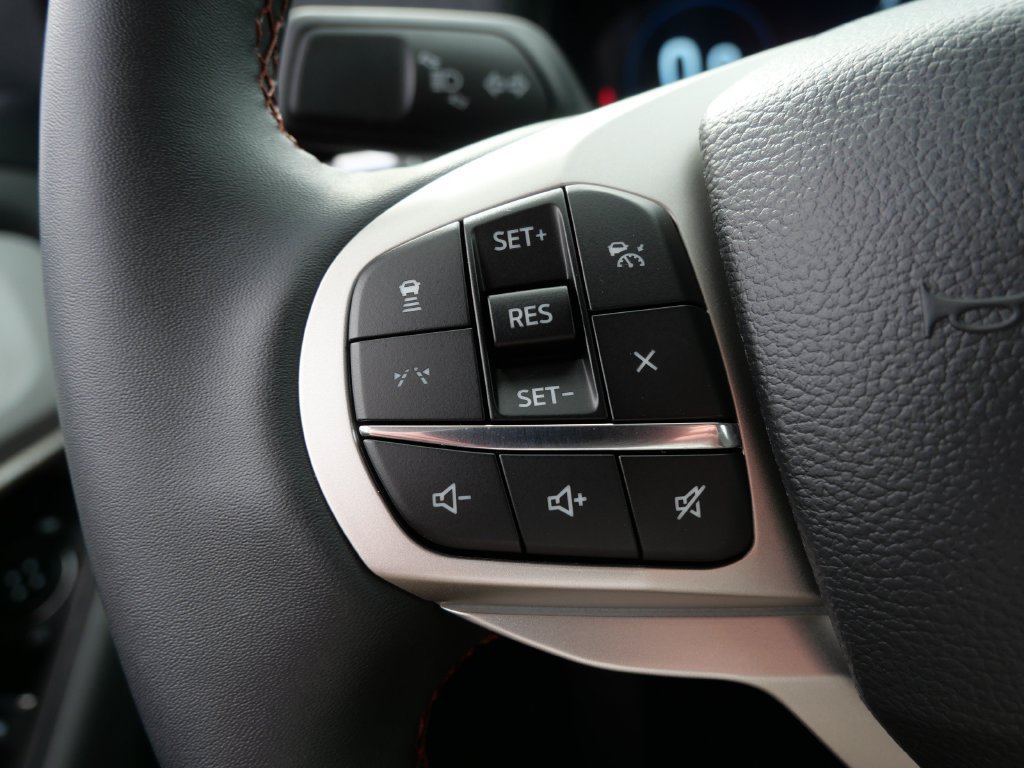 Used 2026 Ford Explorer Active w/ Active Comfort Package AWD/4WD image 20