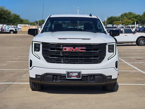 Used 2026 GMC Sierra 1500 Elevation RWD image 10