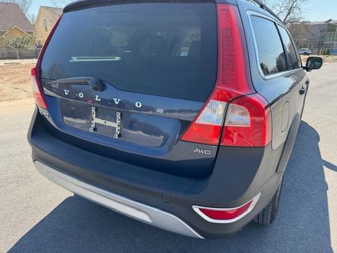 Used 2013 Volvo XC70 3.2 image 13