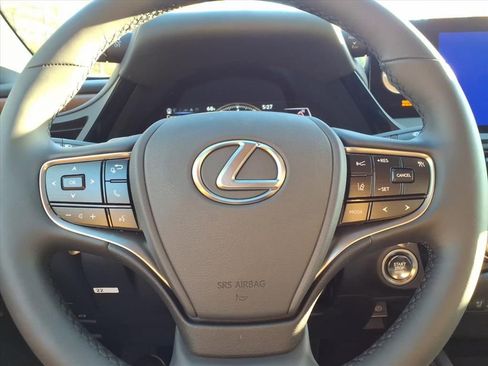 New 2025 Lexus ES 350 w/ Premium Package image 16