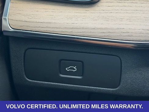 Certified 2026 Volvo XC90 B6 Plus AWD/4WD image 19