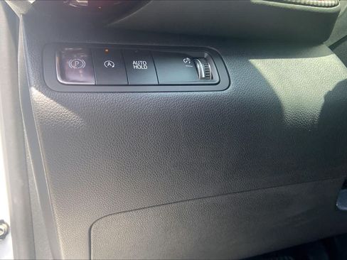 Used 2026 Chevrolet Equinox RS w/ Safety and Technology Package FWD image 35