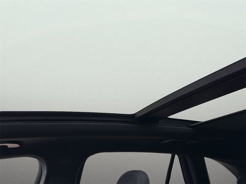 New 2026 Mercedes-Benz GLC 300 4MATIC image 18