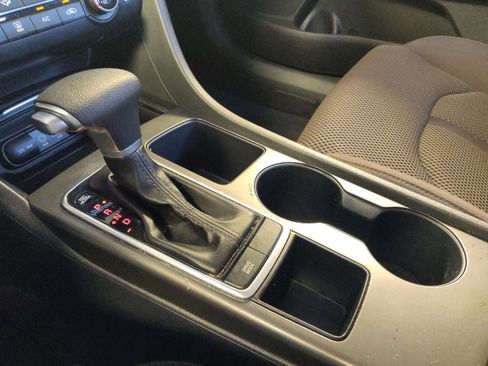 Used 2019 Kia Optima LX FWD image 26