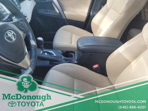 Used 2014 Toyota RAV4 Limited image 11