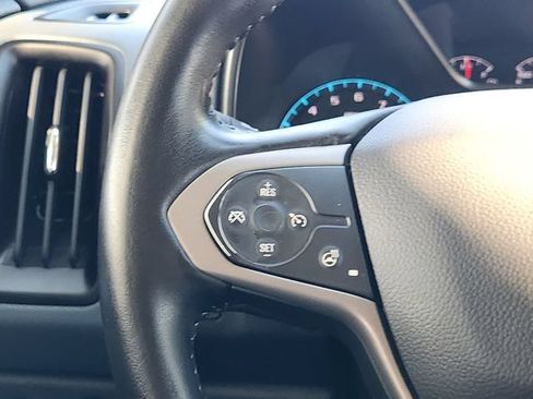 Used 2022 Chevrolet Colorado Z71 AWD/4WD image 27