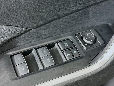 Used 2025 Toyota RAV4 XLE w/ Convenience Package image 15