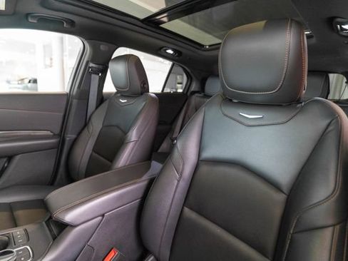 Used 2020 Cadillac XT4 Sport w/ Driver Awareness Package AWD/4WD image 5
