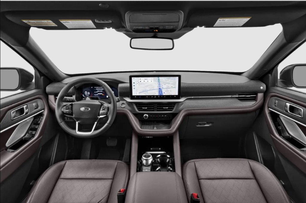 Used 2025 Ford Explorer Platinum AWD/4WD image 4