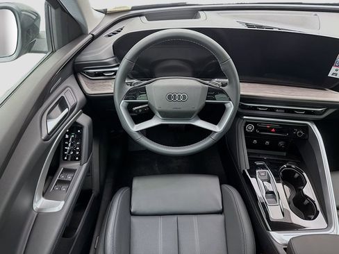 Used 2025 Audi Q5 Premium Plus AWD/4WD image 12