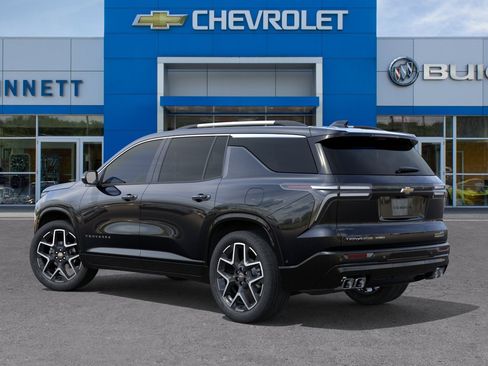 New 2026 Chevrolet Traverse High Country w/ LPO, Floor Liner Package AWD/4WD image 24