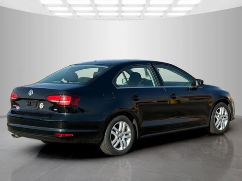 Used 2017 Volkswagen Jetta S image 3